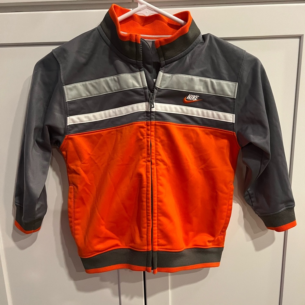 Nike kids size 5 orange and gray zip-up light jacket